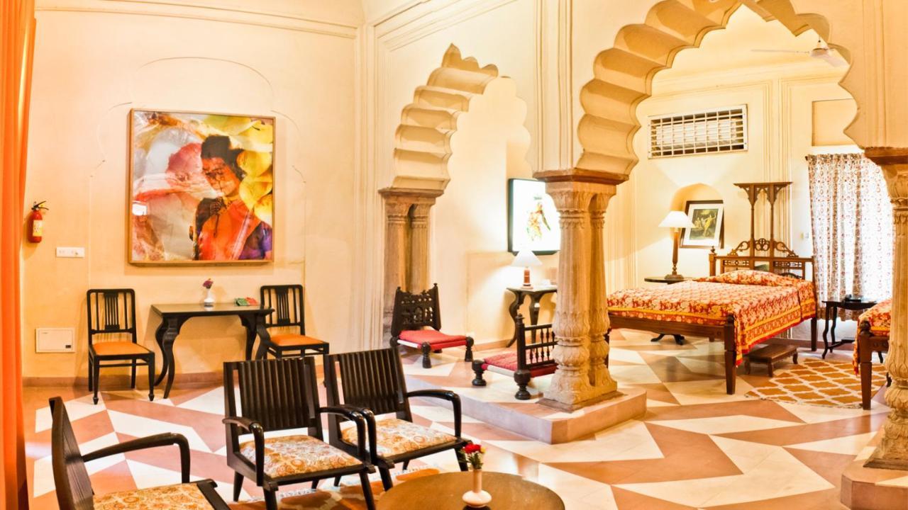 Neemrana'S - Tijara Fort Palace מראה חיצוני תמונה